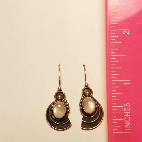 Sterling silver & moonstone hand crafted earrings - Picture 6 of 6